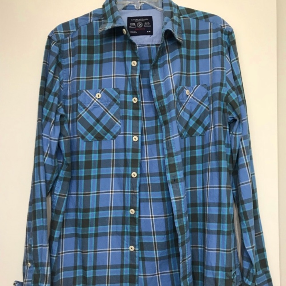NWOT American Eagle Plaid Button Down